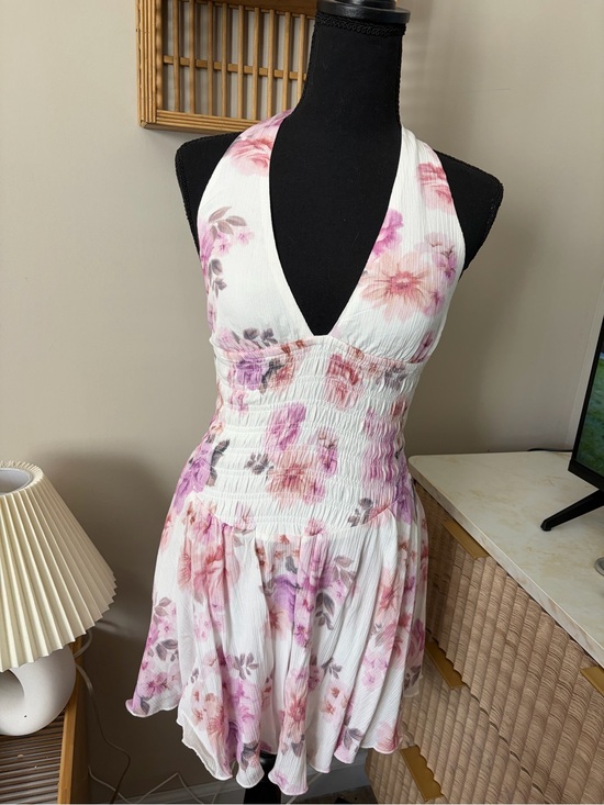 Garage Dresses & Skirts - Garage White Floral Halter Mini Dress with Pink and Purple Blooms